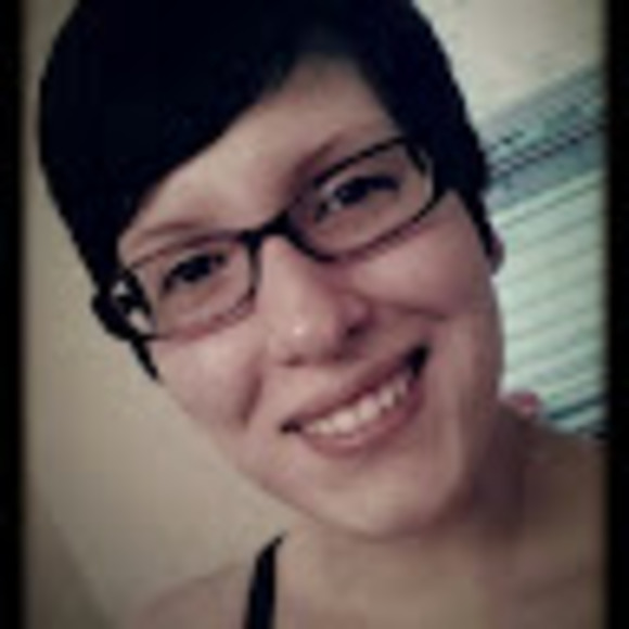 Meet your Posher, Joelle - Picture 1 of 1